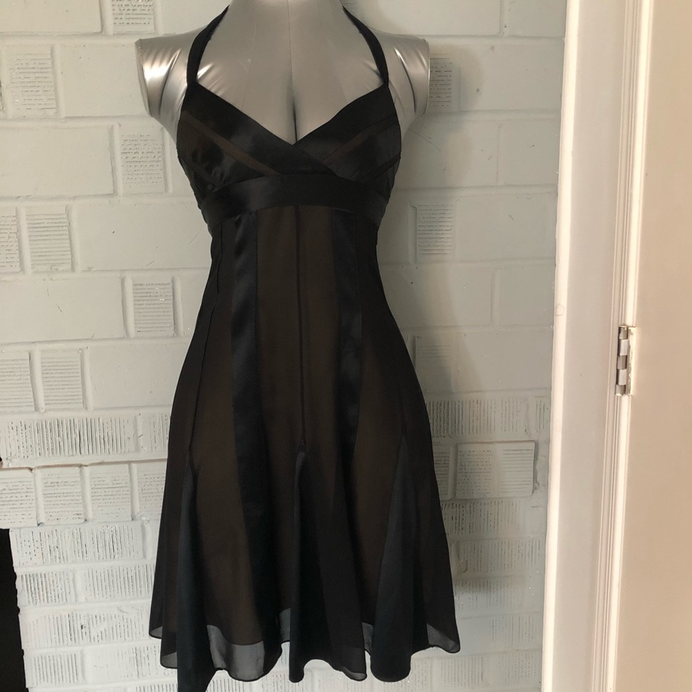 Pretty Silk Halter Party dress by BCBGMaxazria Sz2